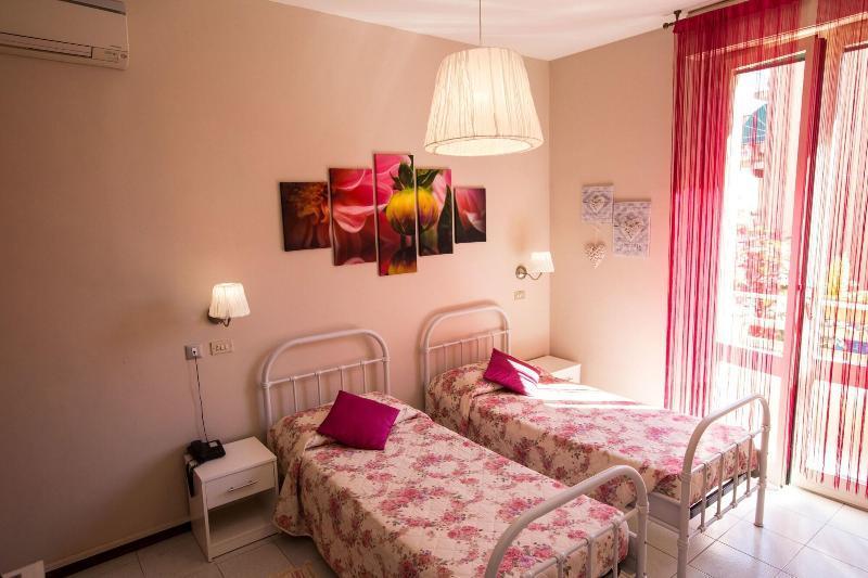 בולוניה Hotel Arcoveggio מראה חיצוני תמונה