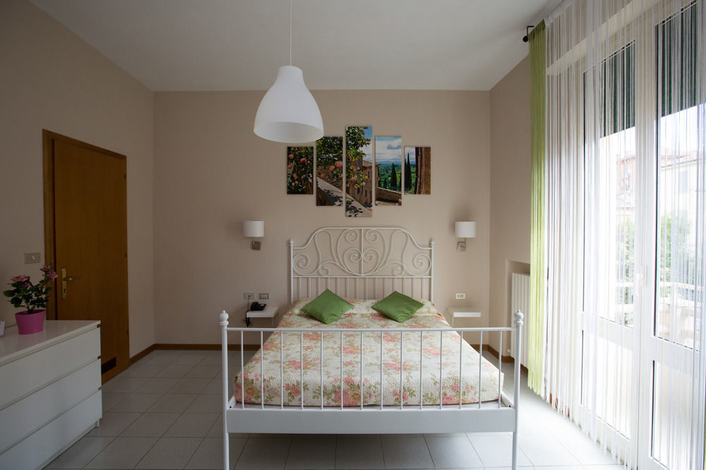 בולוניה Hotel Arcoveggio מראה חיצוני תמונה