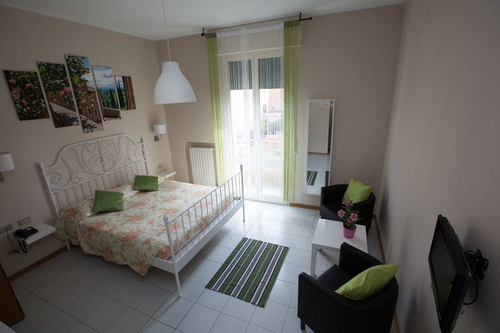 בולוניה Hotel Arcoveggio מראה חיצוני תמונה