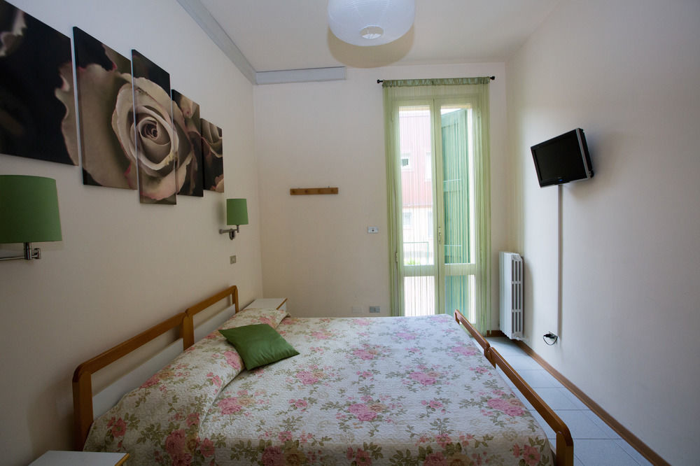 בולוניה Hotel Arcoveggio מראה חיצוני תמונה
